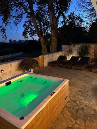 900f4e27-6d6c-4d61-bbb7-6fd16b7d645b